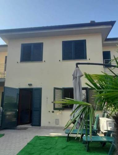 Case vacanza numana Sirolo casa affitto estate mare Conero indipendente giardino a schiera