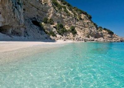 Le spiagge più belle di Sirolo guida al mare della Riviera del Conero